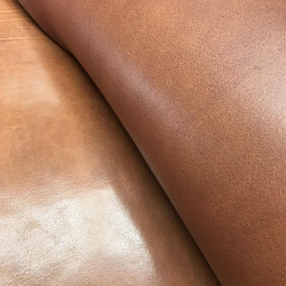 Плечи растительного дубления, 2.8-3.0 мм, цвет 103 light brown, DOUGLAS, MONTANA, Италия