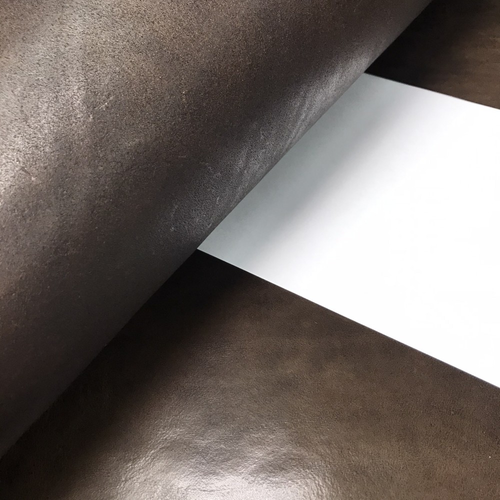 Плечи растительного дубления, 2.8-3.0 мм, цвет 110 brown, DOUGLAS, MONTANA, Италия