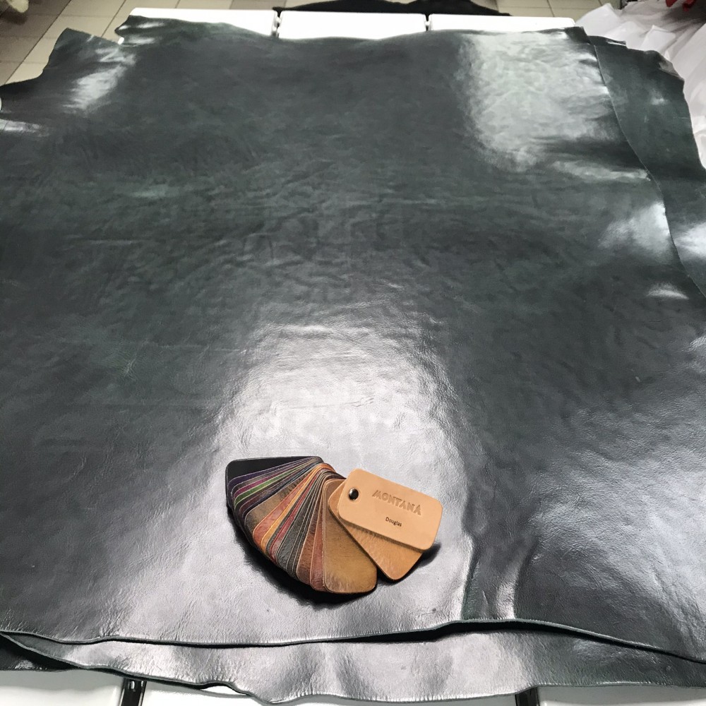 Плечи растительного дубления, 2.8-3.0 мм, цвет 130 bottle, DOUGLAS, MONTANA, Италия